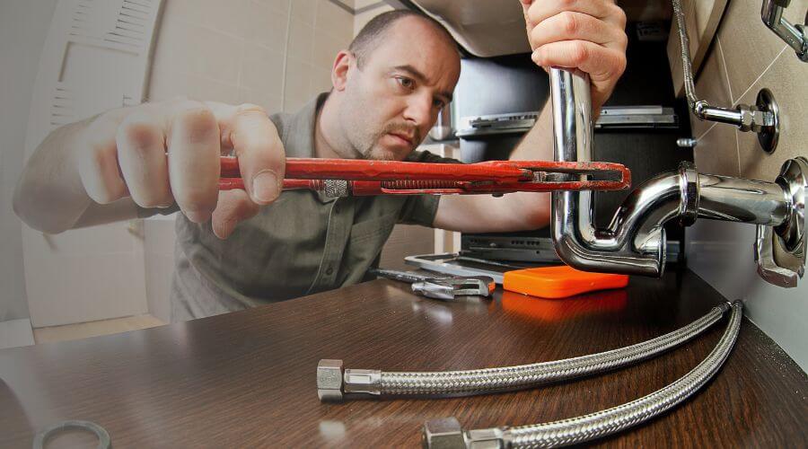 Professional same day plumber in Ipava, IL