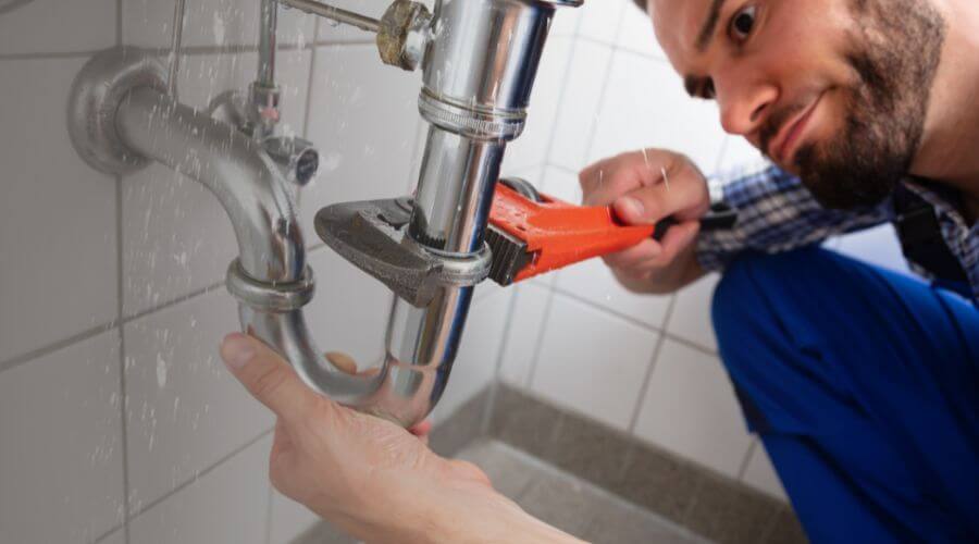 Professional same day plumber services in Ipava, IL